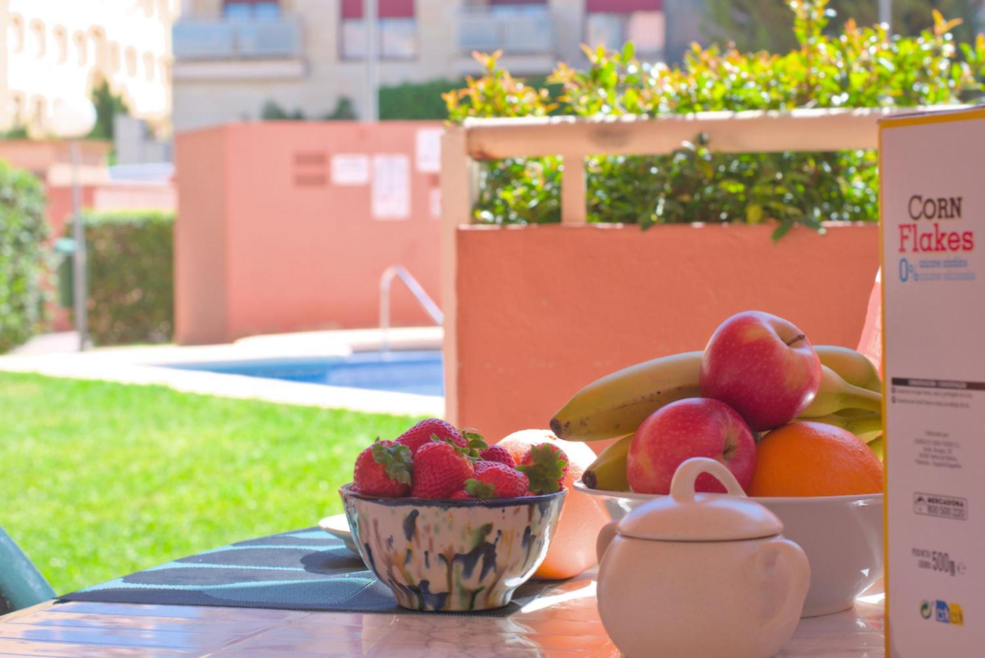 Castillo Playa By Edeal Homes Denia Exterior photo