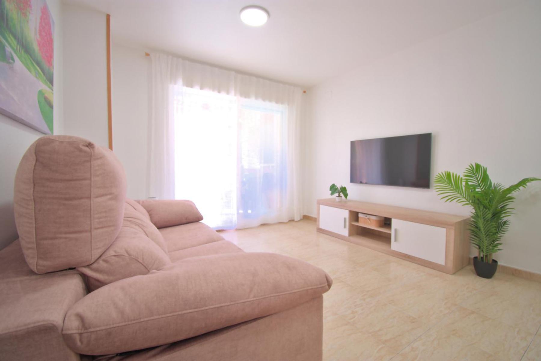 Castillo Playa By Edeal Homes Denia Exterior photo